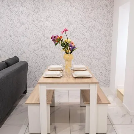 Appartement Renove - Wifi - Jardin - Centre De Niort Exterior foto
